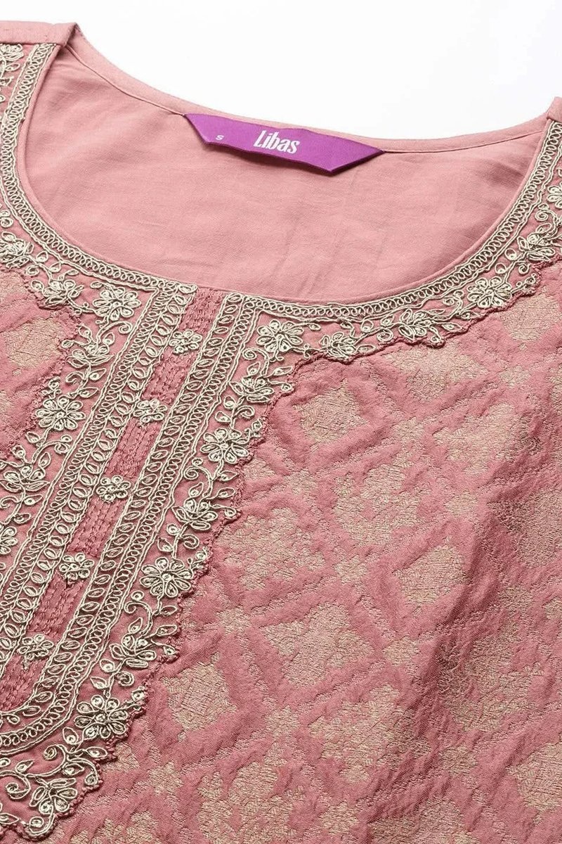 Peach Self Design Silk Blend Straight Kurta With Dupatta